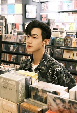 李卓扬