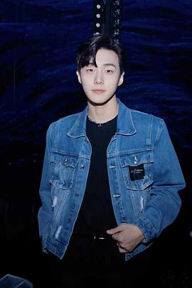 李卓扬