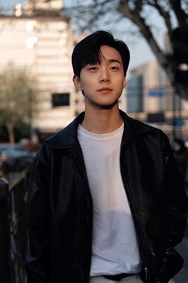 李卓扬