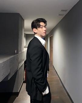腾·阿披维特·乌埃姆