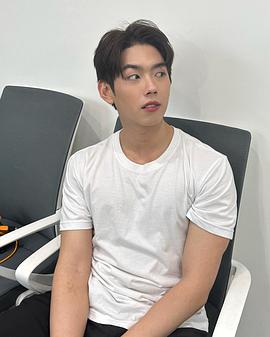 腾·阿披维特·乌埃姆