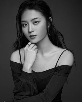 卢娜·藤本靜