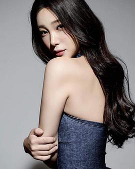 梁奏美