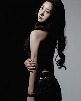 梁奏美