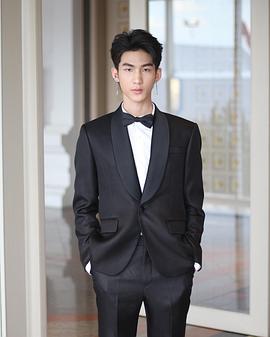 普渃·纳坡纶彭·索克颂布缇