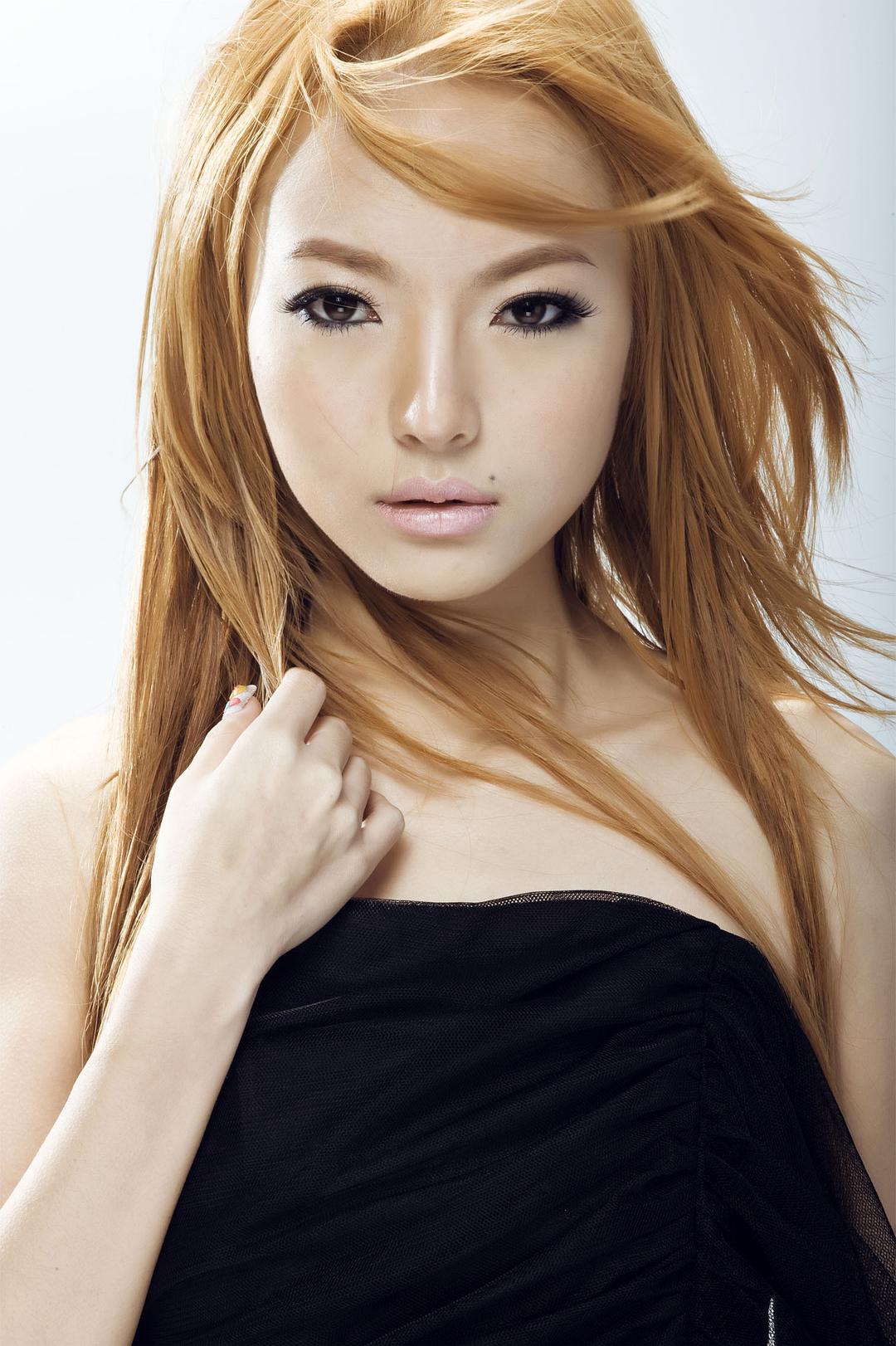 胡灵