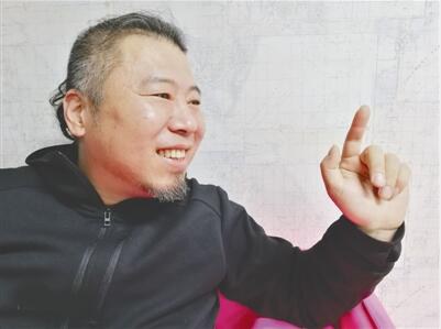 张莱