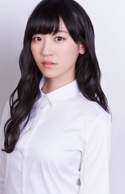 前岛亚美
