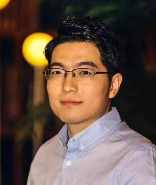 卢刚
