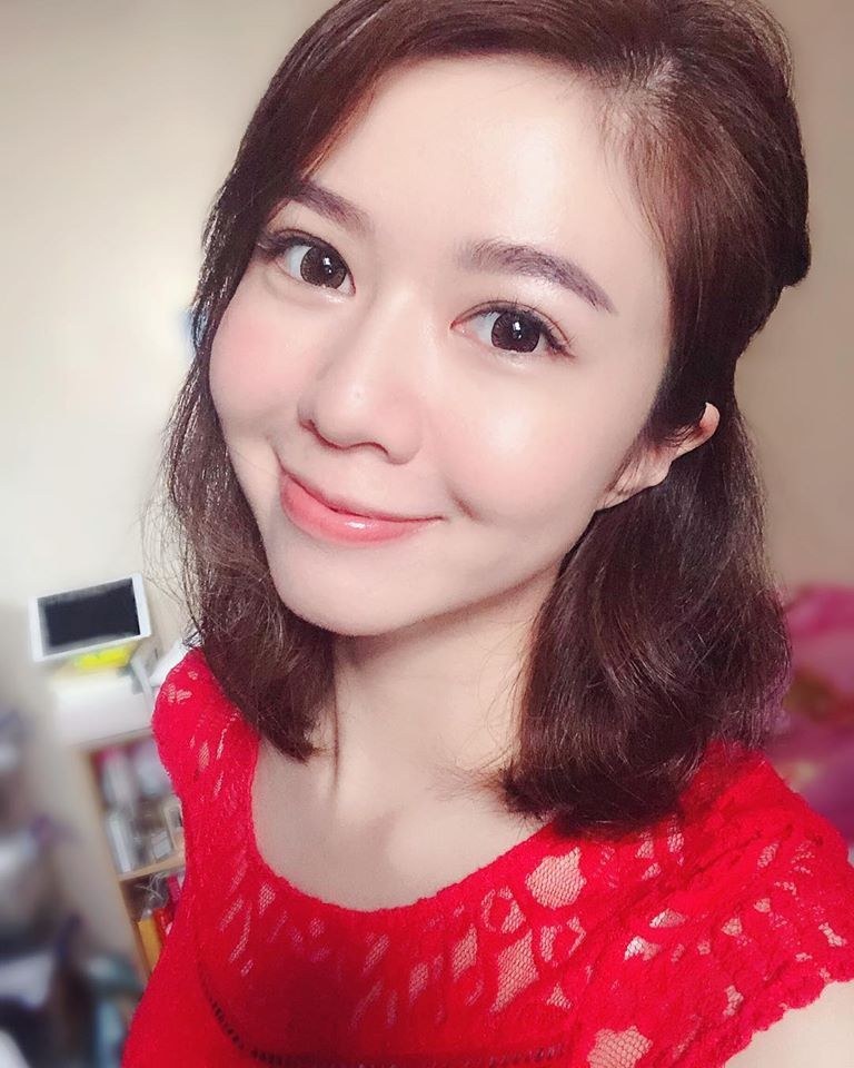黄家慰