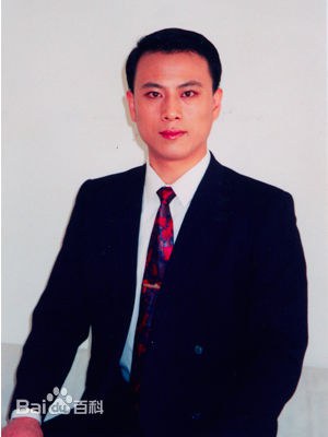 黄炳强