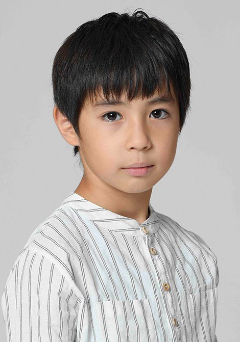 尾上真秀
