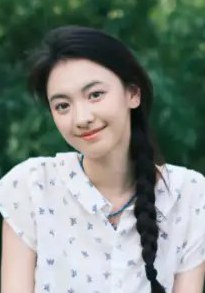 李梓萌