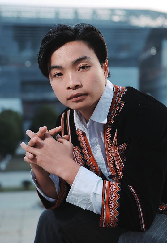 熊绍飞
