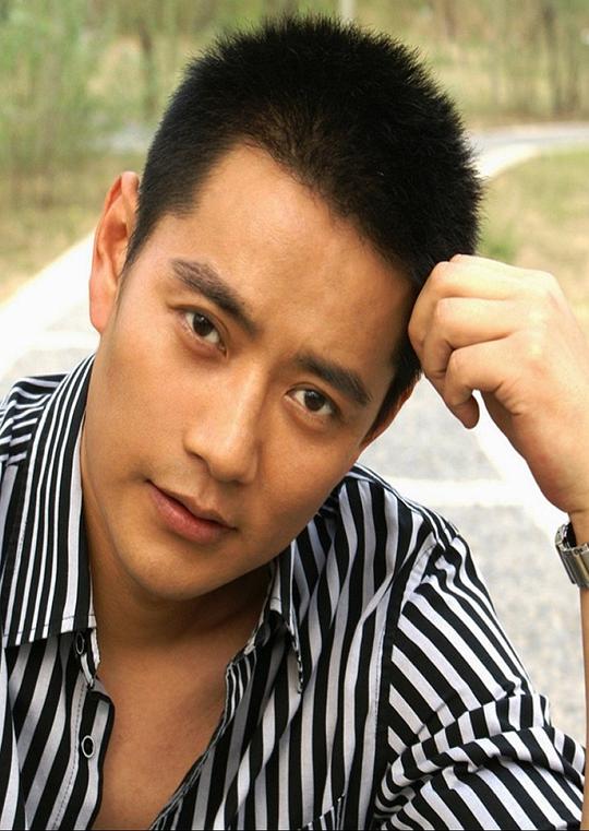 彭振中