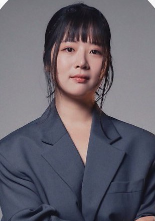河美娜