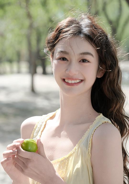 周渝婷
