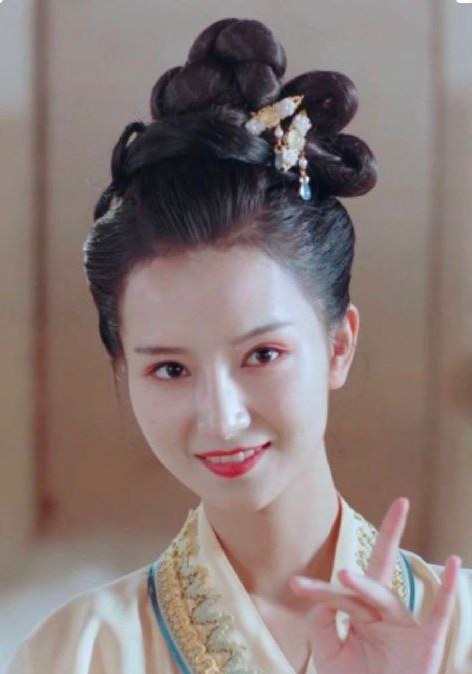 李佳颖