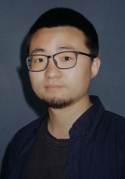 李逸豪