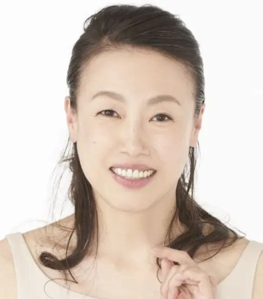 广冈由里子