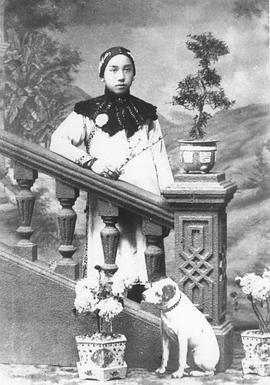 黎民伟