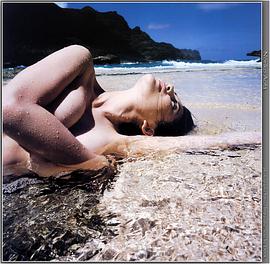 青田典子