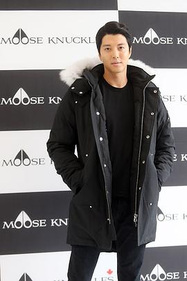 李东健