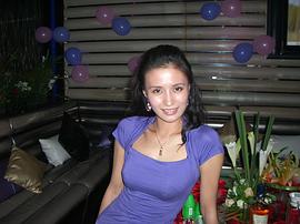 万美汐
