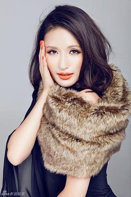 万美汐
