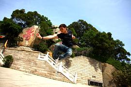 伍允龙