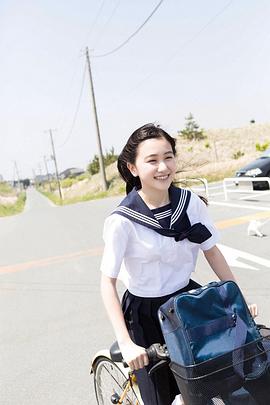山口麻友