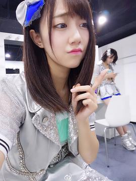冯薪朵
