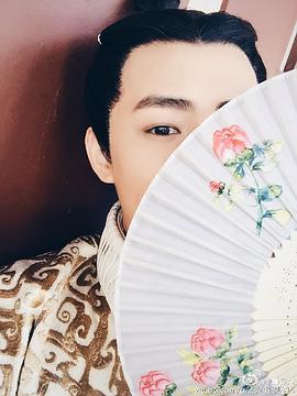 晏紫东