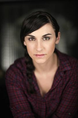 Hannah Raven Smith