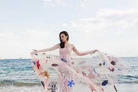安琪拉·芳贞