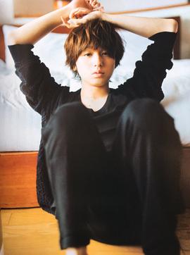 伊野尾慧