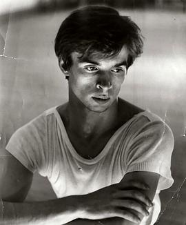 鲁道夫·努里耶夫