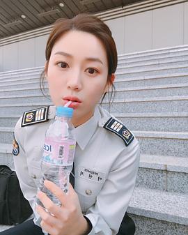 李多寅