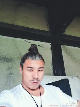 许占伟