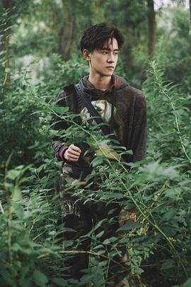 晏紫东