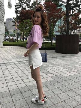 刘真