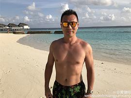 黄健翔