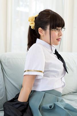 彩城优里菜