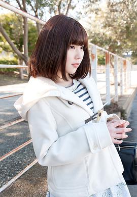 彩城优里菜