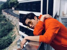 李嘉铭