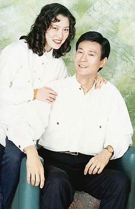 官晶华