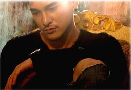 李圣雄