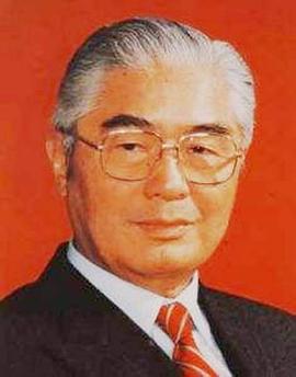 荣毅仁