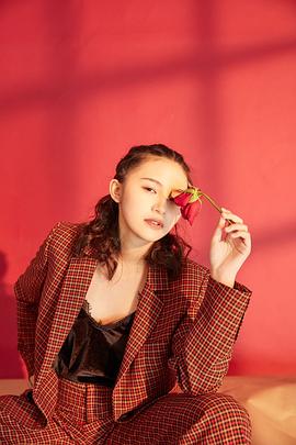 陈镜依