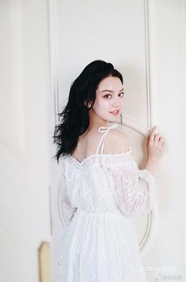 李思彤